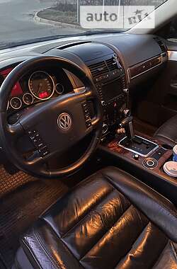 Внедорожник / Кроссовер Volkswagen Touareg 2007 в Полтаве