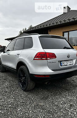 Внедорожник / Кроссовер Volkswagen Touareg 2011 в Ковеле