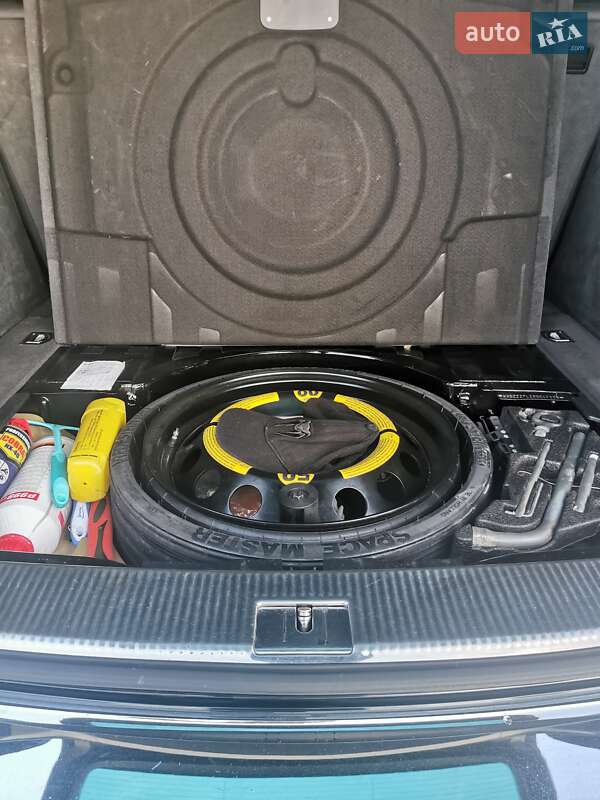 Хетчбек Volkswagen Touareg 2008 в Тернополі