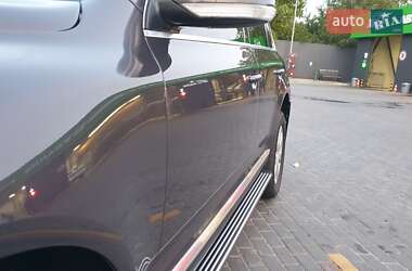 Внедорожник / Кроссовер Volkswagen Touareg 2010 в 
