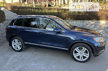 Внедорожник / Кроссовер Volkswagen Touareg 2014 в Кропивницком