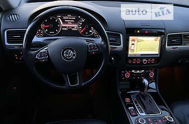 Позашляховик / Кросовер Volkswagen Touareg 2010 в Луцьку