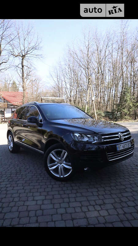 Внедорожник / Кроссовер Volkswagen Touareg 2013 в Трускавце