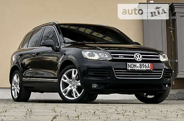 Внедорожник / Кроссовер Volkswagen Touareg 2011 в 