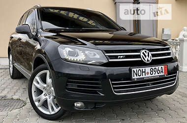 Внедорожник / Кроссовер Volkswagen Touareg 2011 в 