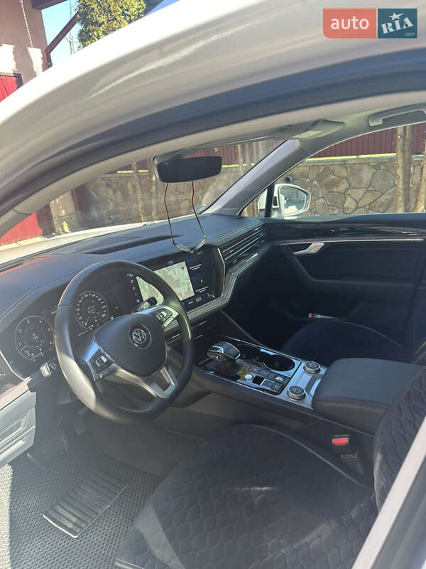 Volkswagen Touareg 2019