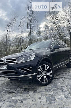 Позашляховик / Кросовер Volkswagen Touareg 2015 в  фото 24 Позашляховик / Кросовер Volkswagen Touareg 2015 в