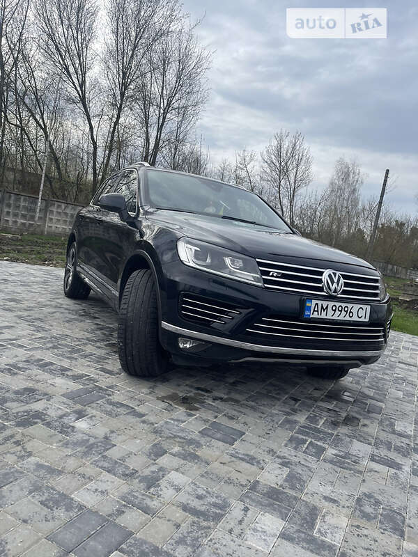 Позашляховик / Кросовер Volkswagen Touareg 2015 в Рівному фото 27 Позашляховик / Кросовер Volkswagen Touareg 2015 в Рівному