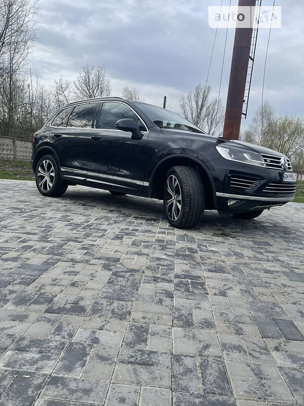Позашляховик / Кросовер Volkswagen Touareg 2015 в Рівному фото 30 Позашляховик / Кросовер Volkswagen Touareg 2015 в Рівному