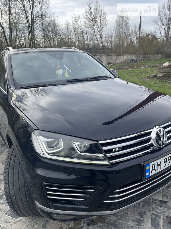 Позашляховик / Кросовер Volkswagen Touareg 2015 в Рівному фото 44 Позашляховик / Кросовер Volkswagen Touareg 2015 в Рівному