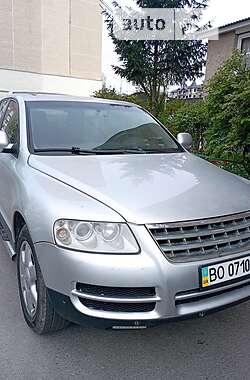 Внедорожник / Кроссовер Volkswagen Touareg 2005 в Тернополе