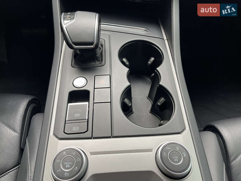 Внедорожник / Кроссовер Volkswagen Touareg 2020 в Харькове