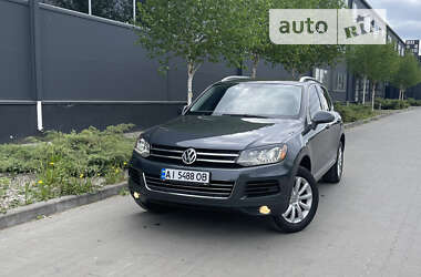 Внедорожник / Кроссовер Volkswagen Touareg 2011 в Белой Церкви