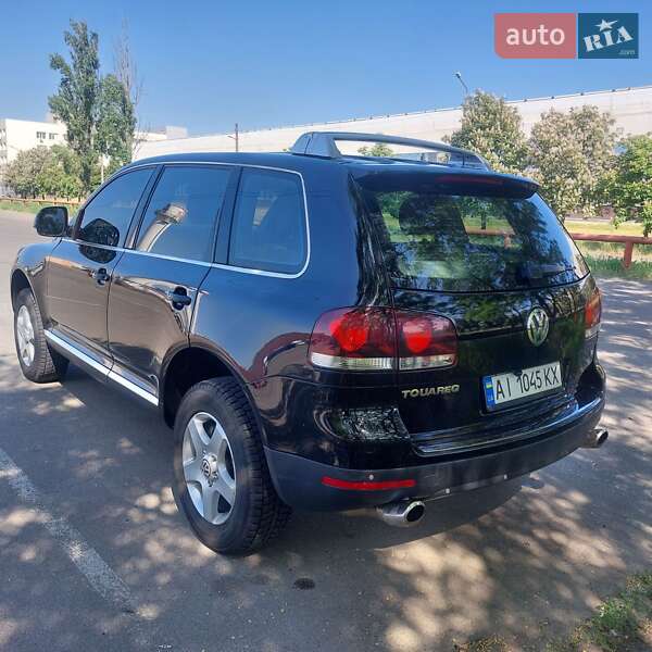 Позашляховик / Кросовер Volkswagen Touareg 2008 в Києві