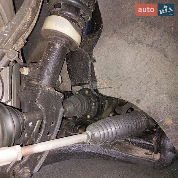 Позашляховик / Кросовер Volkswagen Touareg 2008 в Києві