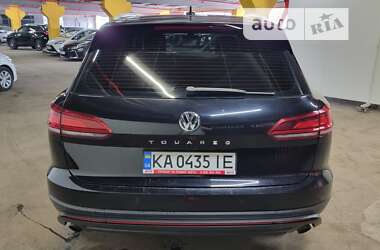 Внедорожник / Кроссовер Volkswagen Touareg 2019 в Киеве