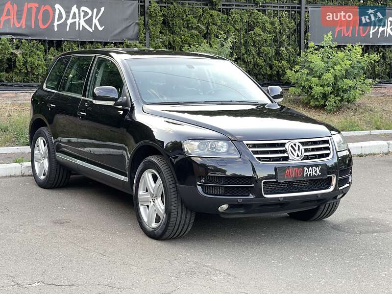 Позашляховик / Кросовер Volkswagen Touareg 2006 в Києві