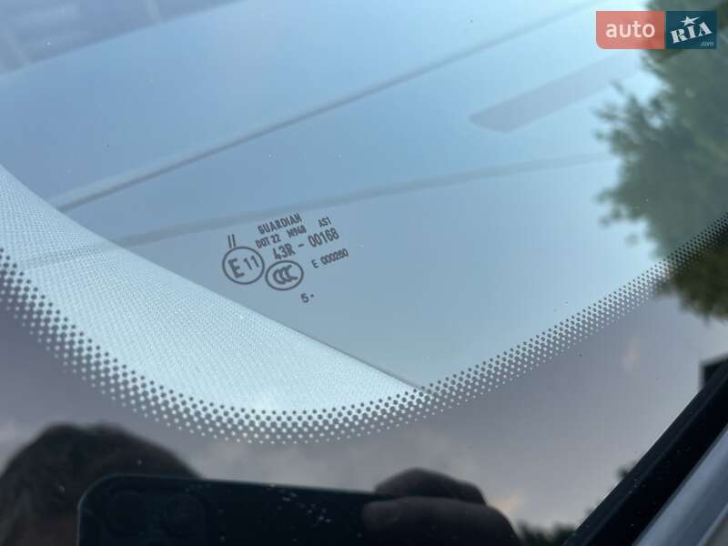 Позашляховик / Кросовер Volkswagen Touareg 2006 в Києві