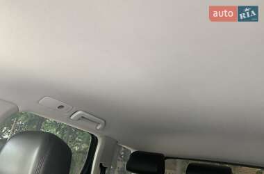 Внедорожник / Кроссовер Volkswagen Touareg 2011 в 