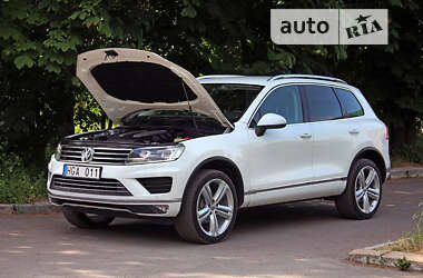 Внедорожник / Кроссовер Volkswagen Touareg 2017 в Виннице