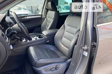 Позашляховик / Кросовер Volkswagen Touareg 2010 в Львові