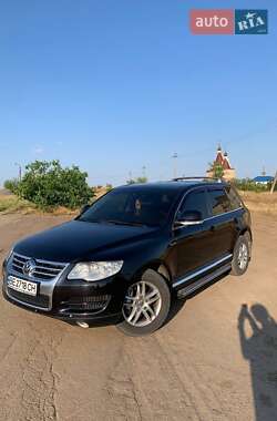 Внедорожник / Кроссовер Volkswagen Touareg 2007 в Березанке