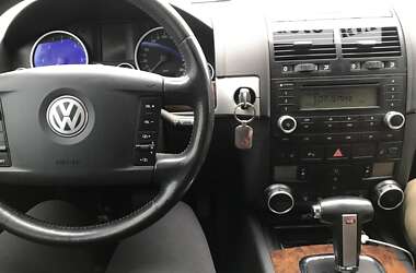 Позашляховик / Кросовер Volkswagen Touareg 2007 в Дніпрі