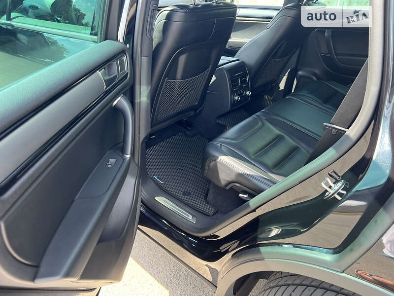 Позашляховик / Кросовер Volkswagen Touareg 2016 в Одесі фото 11 Позашляховик / Кросовер Volkswagen Touareg 2016 в Одесі