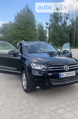 Внедорожник / Кроссовер Volkswagen Touareg 2010 в Луцке