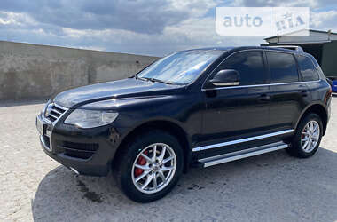 Позашляховик / Кросовер Volkswagen Touareg 2008 в Кременці