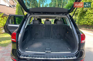 Внедорожник / Кроссовер Volkswagen Touareg 2014 в 