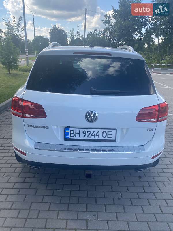 Внедорожник / Кроссовер Volkswagen Touareg 2013 в Коломые