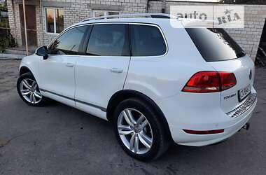 Позашляховик / Кросовер Volkswagen Touareg 2012 в Умані