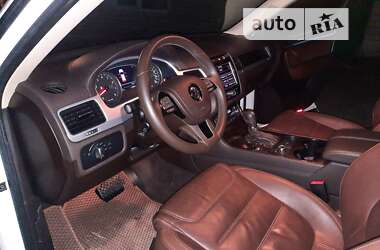 Внедорожник / Кроссовер Volkswagen Touareg 2012 в Умани