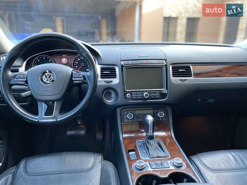 Позашляховик / Кросовер Volkswagen Touareg 2015 в Кривому Озері фото 7 Позашляховик / Кросовер Volkswagen Touareg 2015 в Кривому Озері