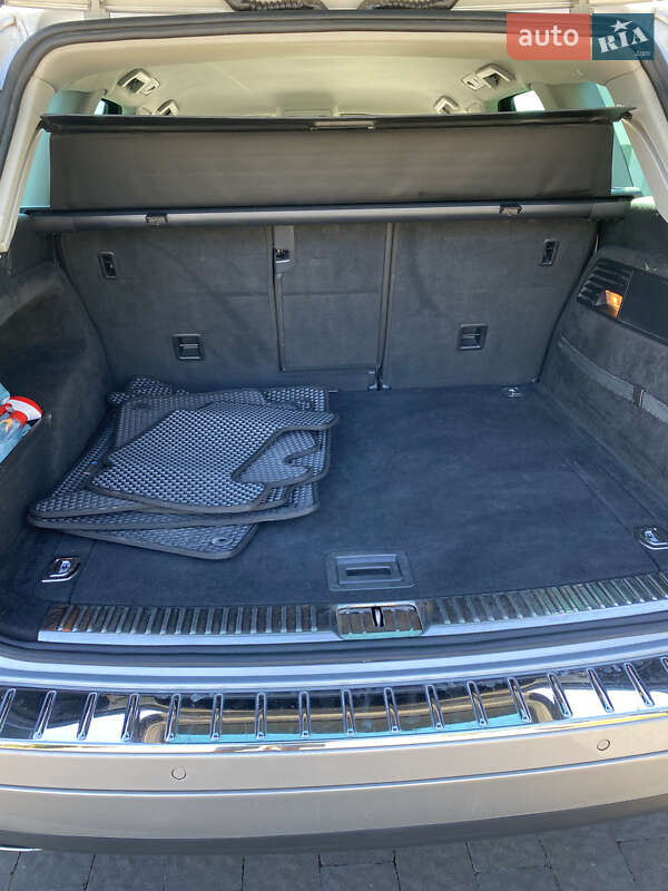 Внедорожник / Кроссовер Volkswagen Touareg 2010 в Тлумаче