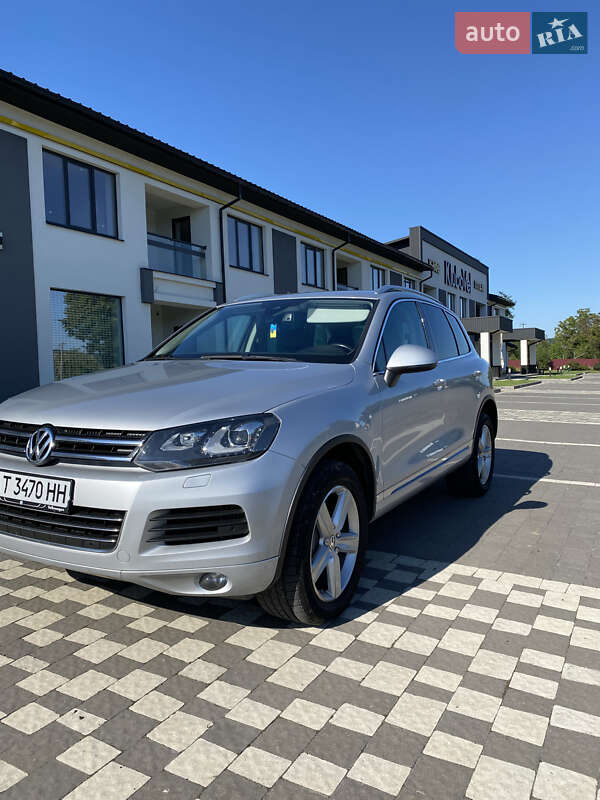Внедорожник / Кроссовер Volkswagen Touareg 2010 в Тлумаче