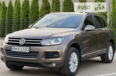 Внедорожник / Кроссовер Volkswagen Touareg 2013 в 