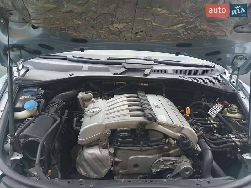 Внедорожник / Кроссовер Volkswagen Touareg 2006 в Надворной