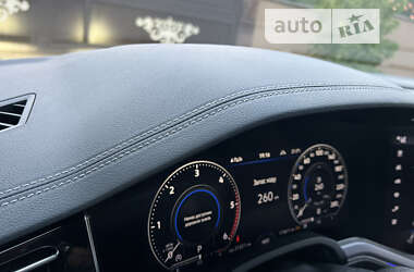 Внедорожник / Кроссовер Volkswagen Touareg 2018 в 