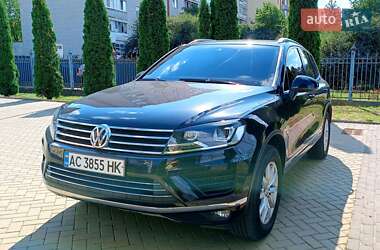 Внедорожник / Кроссовер Volkswagen Touareg 2014 в Луцке