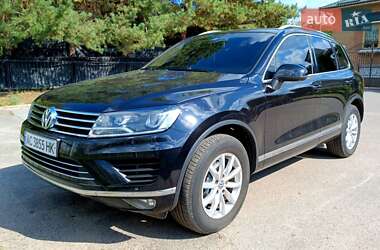 Внедорожник / Кроссовер Volkswagen Touareg 2014 в Луцке