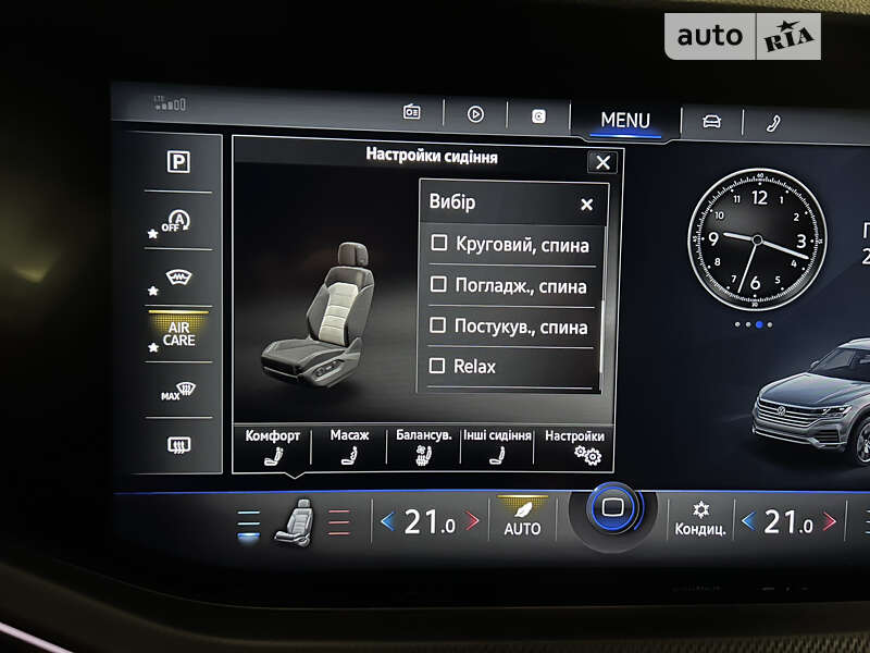 Позашляховик / Кросовер Volkswagen Touareg 2020 в Києві