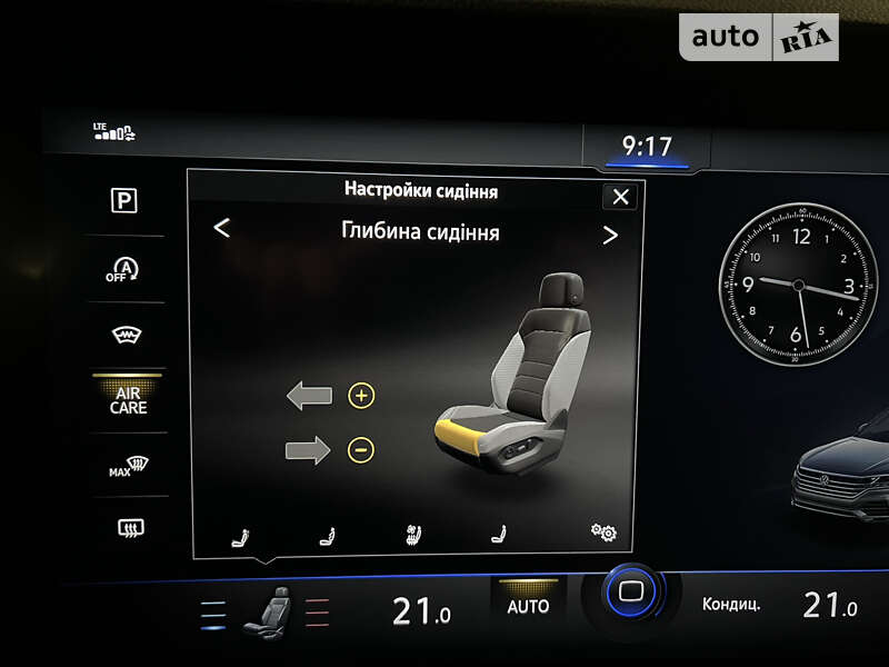 Позашляховик / Кросовер Volkswagen Touareg 2020 в Києві