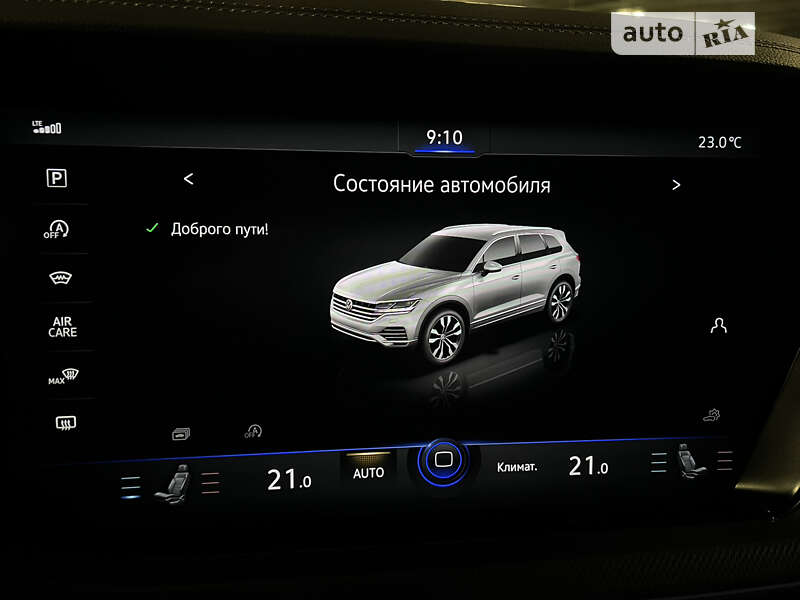 Позашляховик / Кросовер Volkswagen Touareg 2020 в Києві