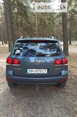 Внедорожник / Кроссовер Volkswagen Touareg 2007 в Сумах