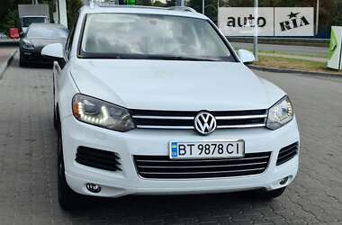 Универсал Volkswagen Touareg 2012 в Киеве