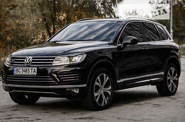 Позашляховик / Кросовер Volkswagen Touareg 2016 в Львові