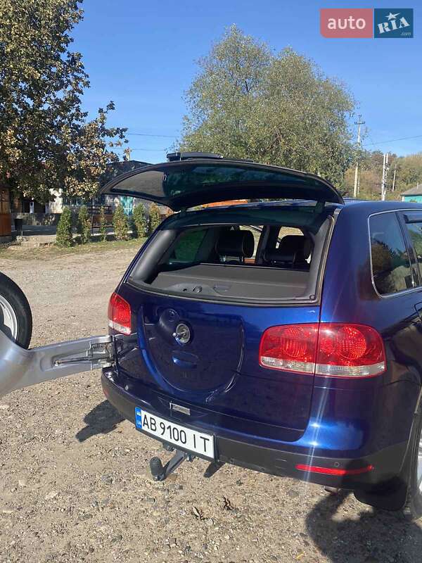 Позашляховик / Кросовер Volkswagen Touareg 2004 в Могилів-Подільському
