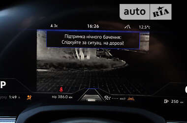 Позашляховик / Кросовер Volkswagen Touareg 2018 в 